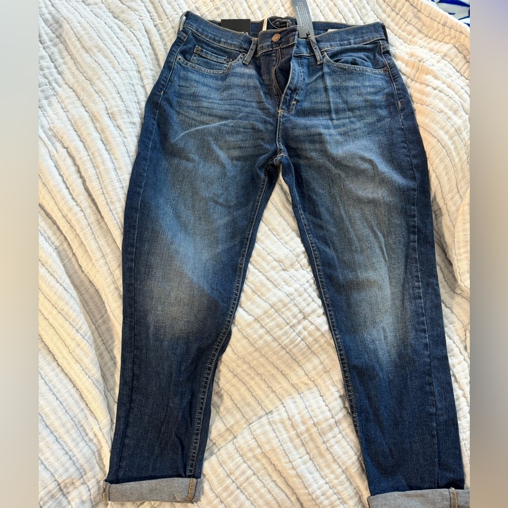 Brand new with tags ! Banana Republic girlfriend jeans , size 10.